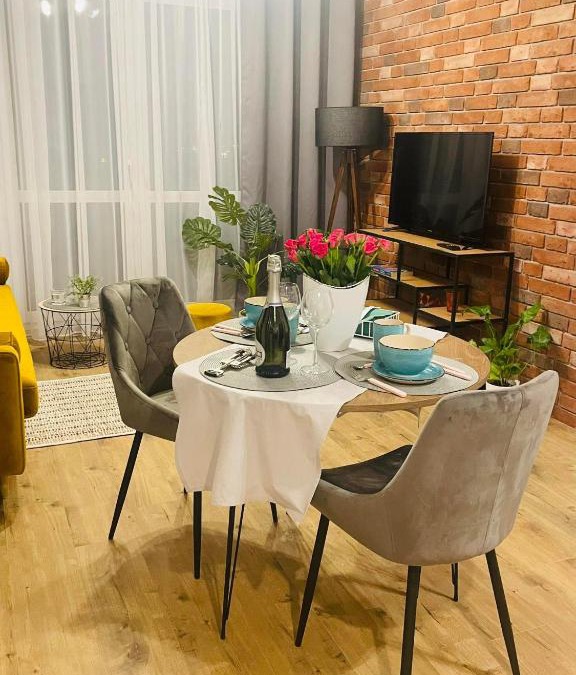 Ostroleka Apartment | Lotus apartments NaturaApart garaż