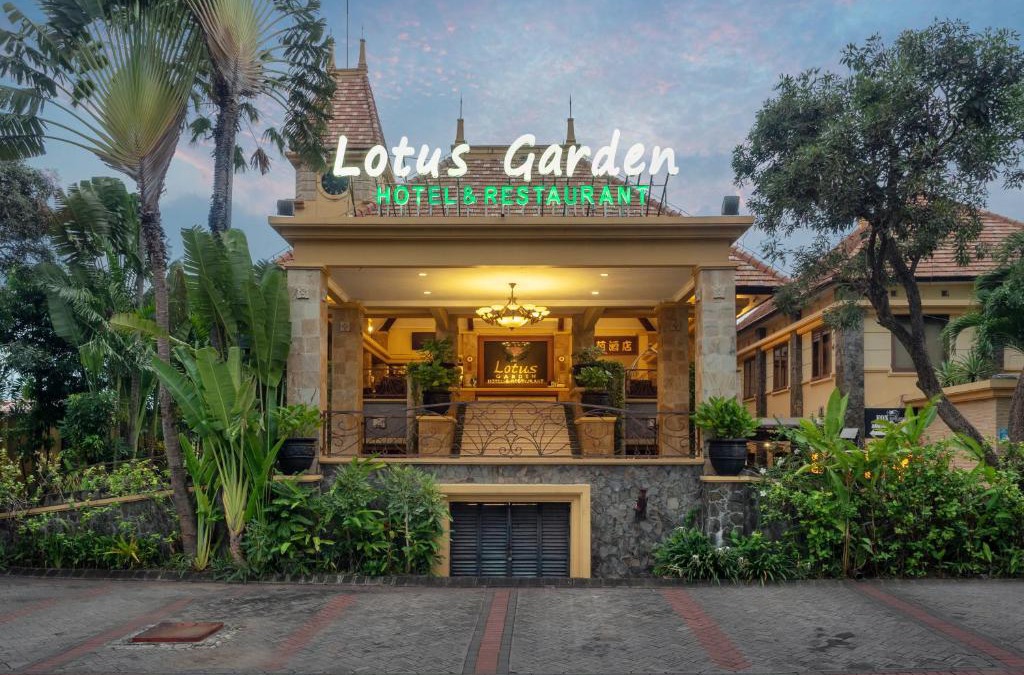 Kediri Hotel | Lotus Garden Hotel By Waringin Hospitality