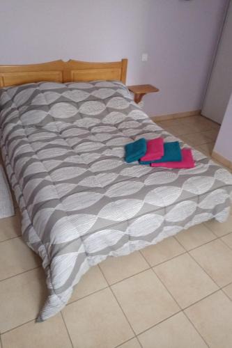 Roujan Bed & Breakfast | Lou Baralet Chambres d'hôtes et Restaurant