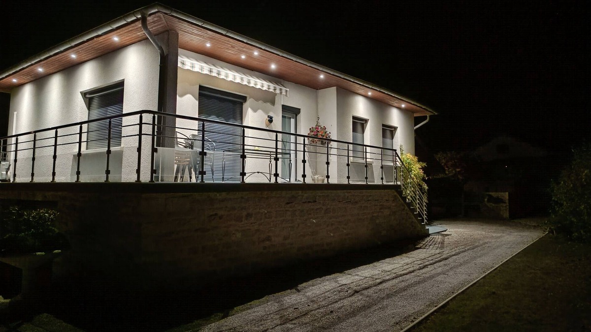 Le Deschaux House | Louis & Fina Casa Dans le Jura
