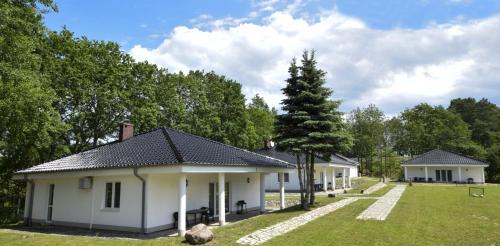 Lagow Ski Chalet | LouisaPark