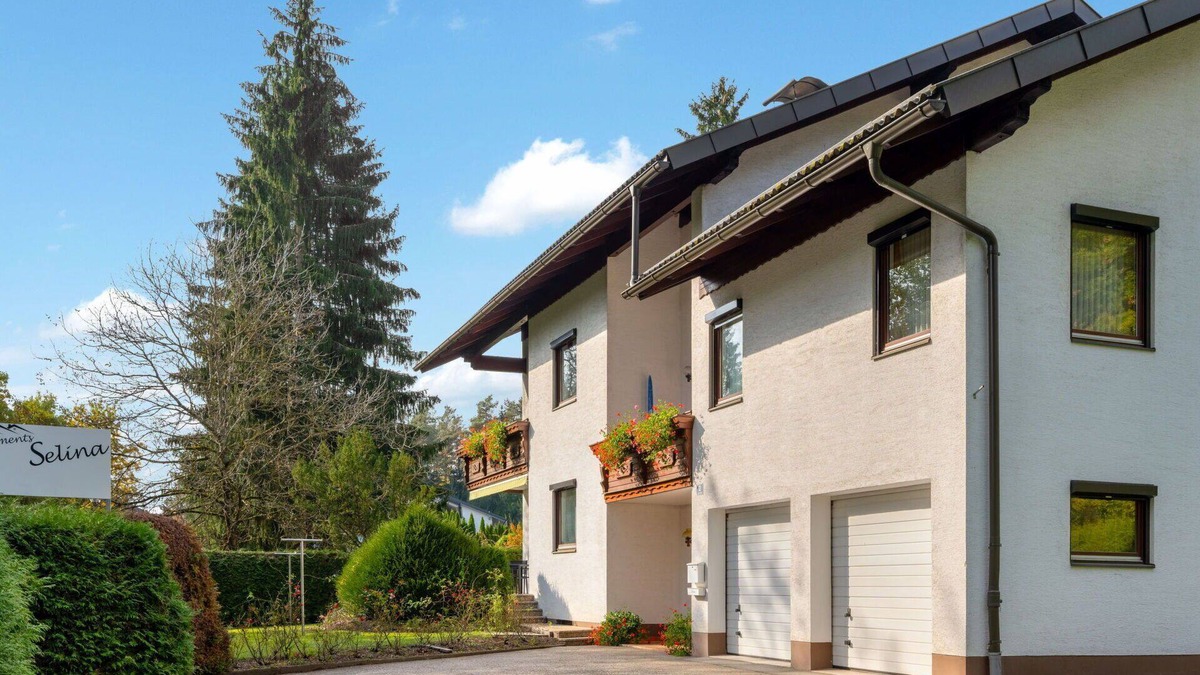Unterburg am Klopeiner See Apartment | Lovely apartment for 4 people with WIFI, TV, terrace, pets allowed and parking