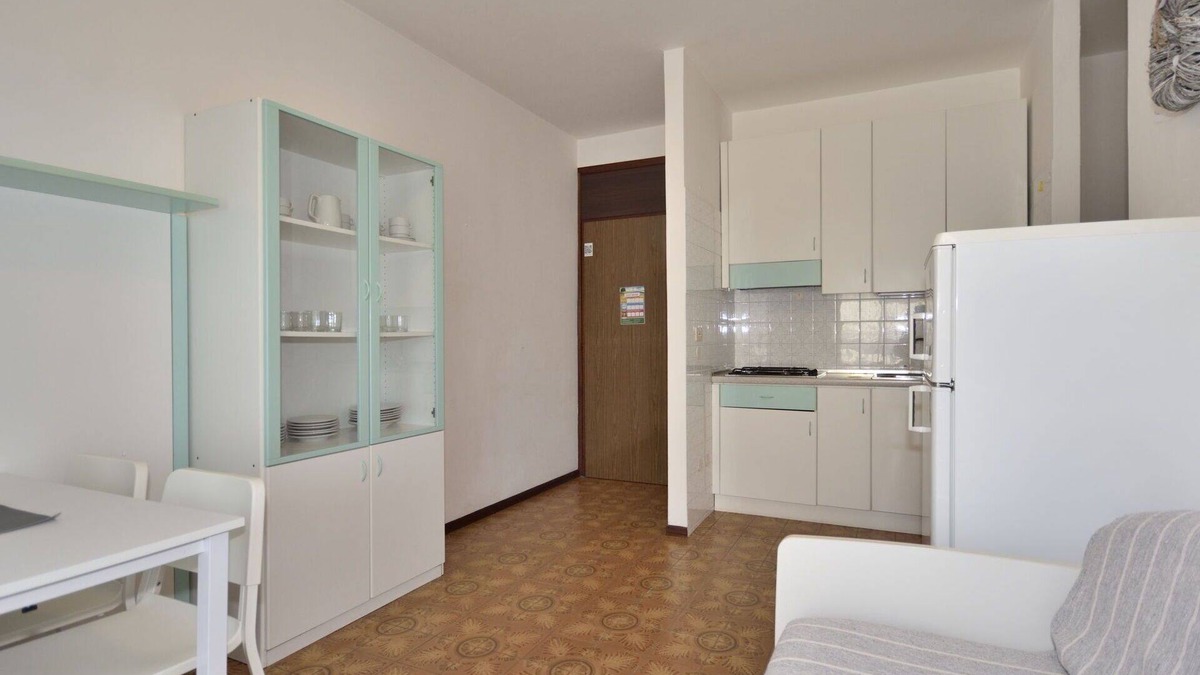 Bibione Lido del Sole Apartment | Lovely apartment for 4 guests with A/C, WIFI, TV, balcony, pets allowed and parking