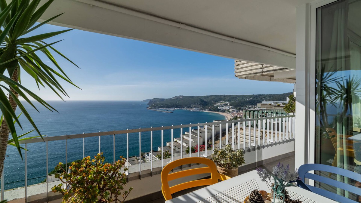 Santiago Apartment | Love and Sea - Apart. modern with a 180º panoramic view of the Atlantic Ocean