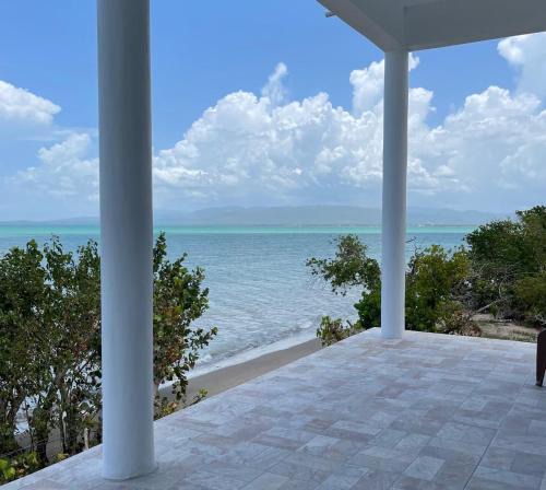 Lacovia House | LOVE On THE OCEAN