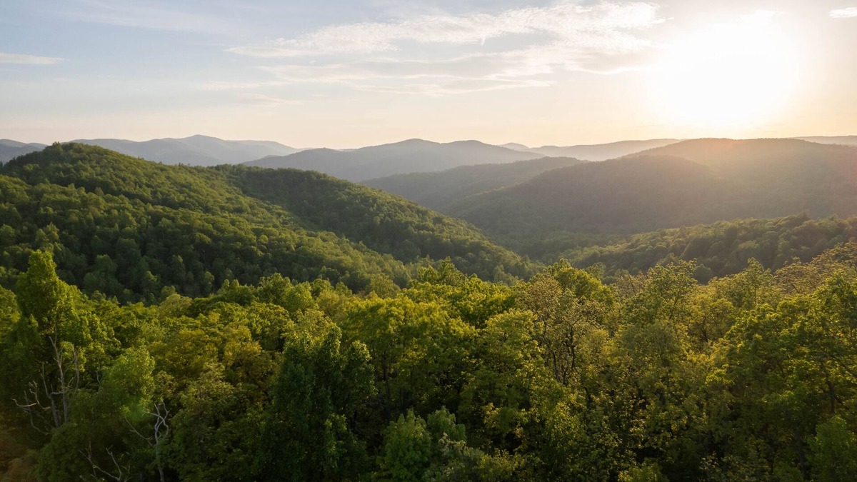 Montebello Cabin | Love Ridge Mountain Lodging