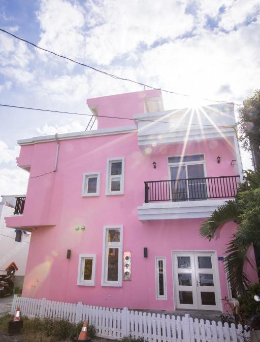 Sail Rock Beach House | Love Summer B&B