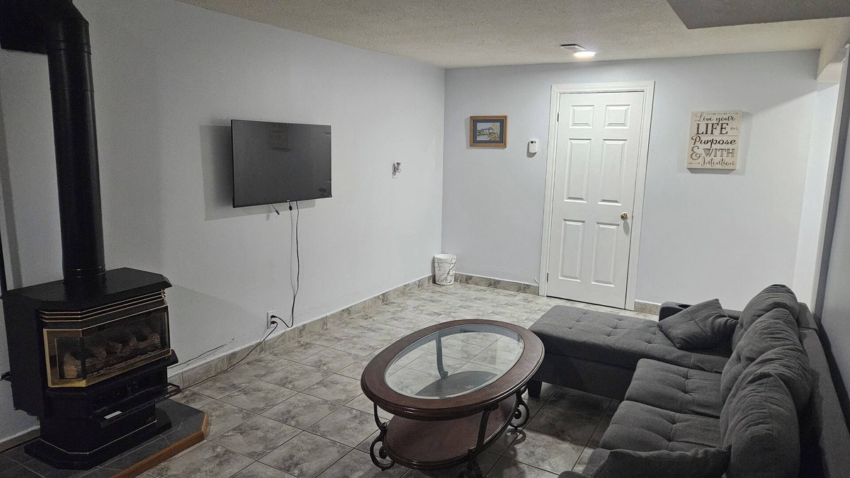 Sudbury House | Lovely 1 bed accomodation in a quiet environment.