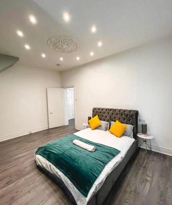 Fenham Apartment | Lovely 1-bedroom apartment, free street parking
