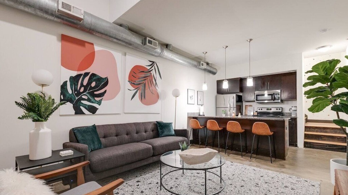 Jackson Ward Apartment | Lovely 1-Bedroom Loft with Free Parking and Wifi