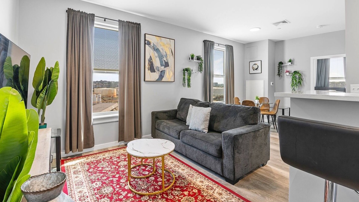 Everett Apartment | Lovely 1BR Near Encore Boston 0035
