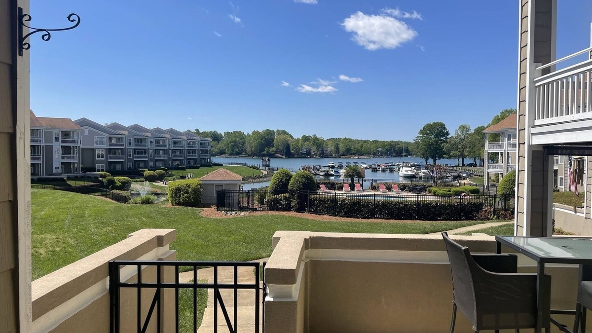 Mount Mourne Condo | Lovely 1st Floor, Waterfront 2 Bedroom Condo with Pool, Pickleball and Tennis