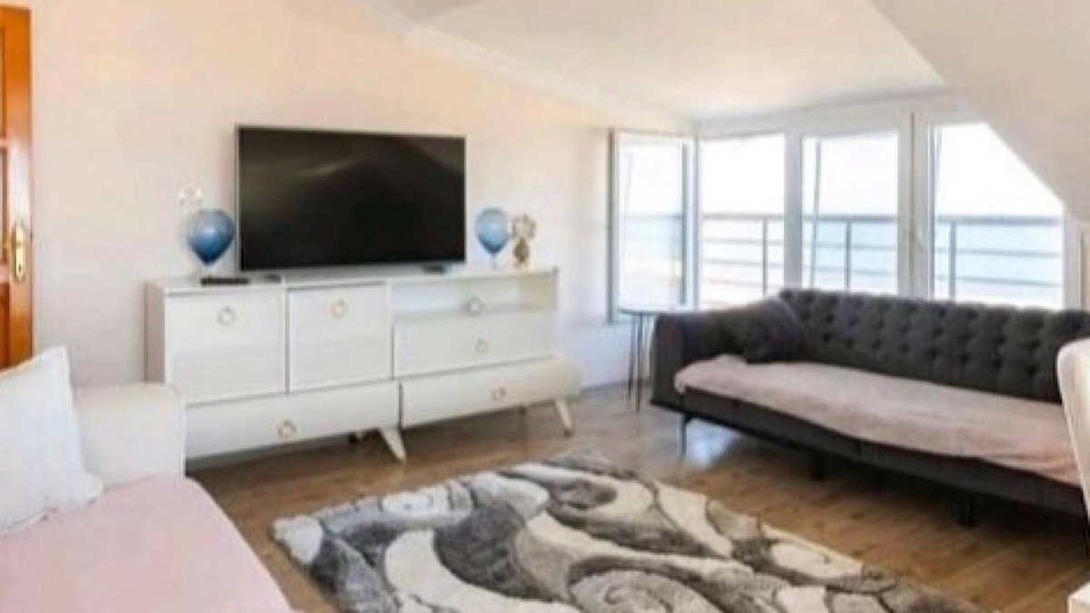Arnavutkoy Apartment | Lovely 2+1 Rooftop Flat Near Istanbul Airport