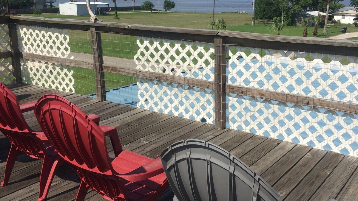 Port Lavaca House | Lovely 2/2 Coastal Home next to Beach and fishing