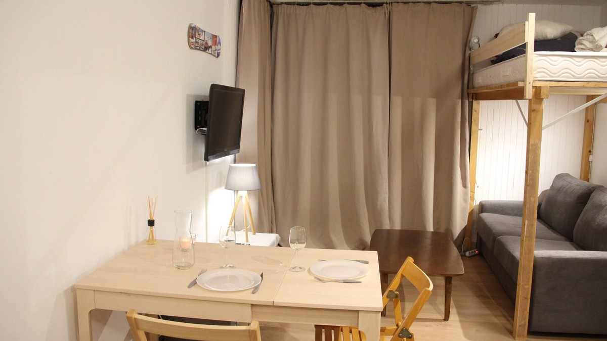 Le Lavachet Apartment | Lovely 2/4-person apartment at the foot of the slopes