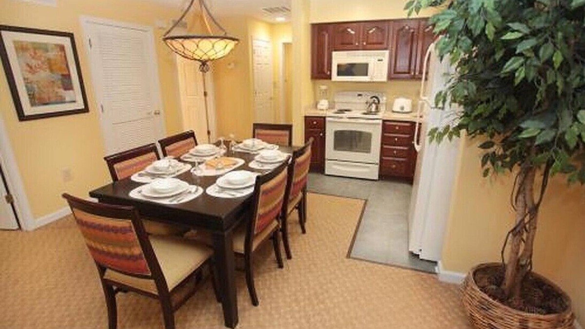 Williamsburg Condo | Lovely 2 Bed, 2 Bath Condo (6 ppl) All Season Pool
