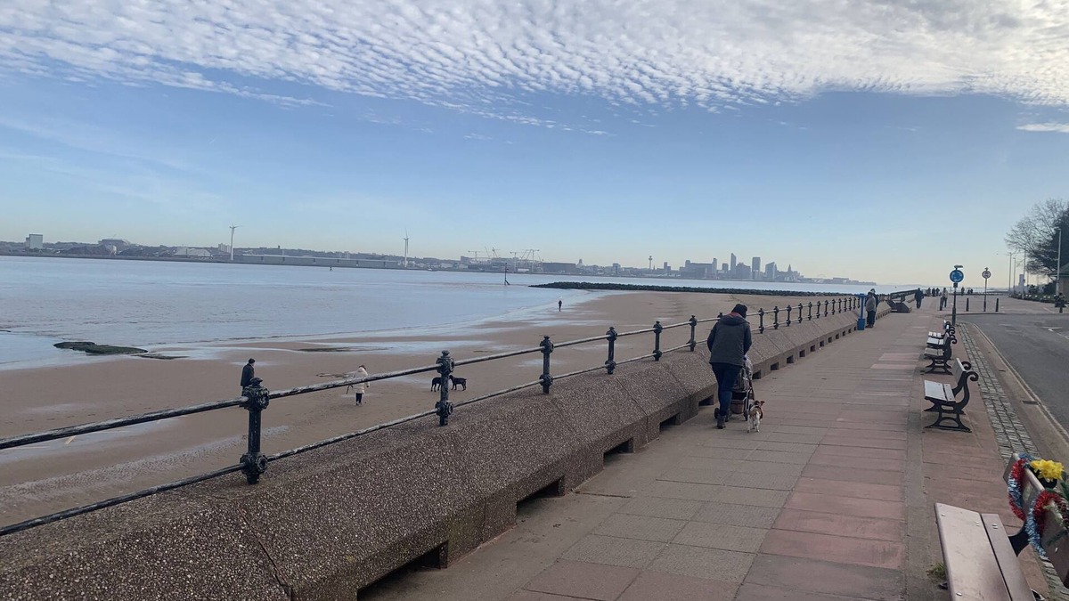 Wallasey Apartment | Lovely 2-bed Apartment in Wallasey, Sleeps 4