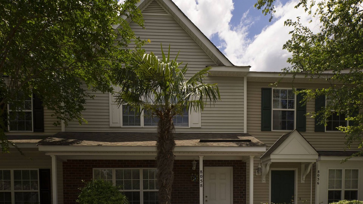 North Charleston House | Lovely 2 Bedroom Townhome