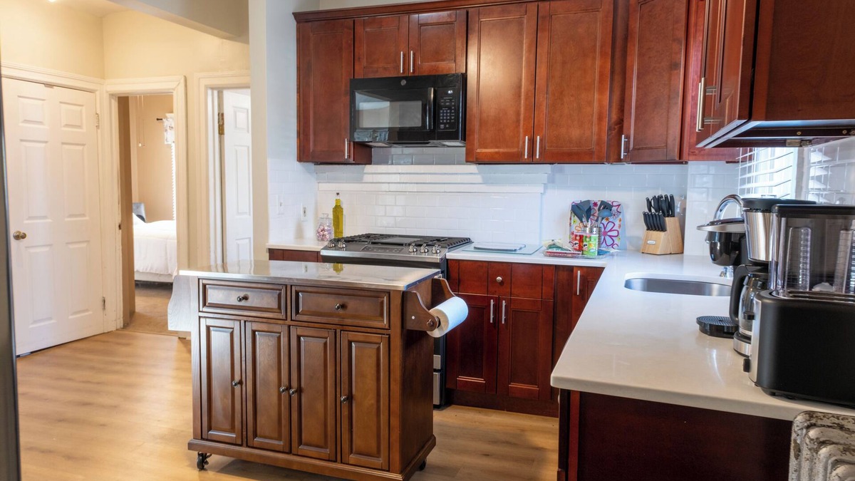 Plainfield Apartment | Lovely 2-bedroom apartment in Plainfield with WI-FI AC and a fenced in bac yard