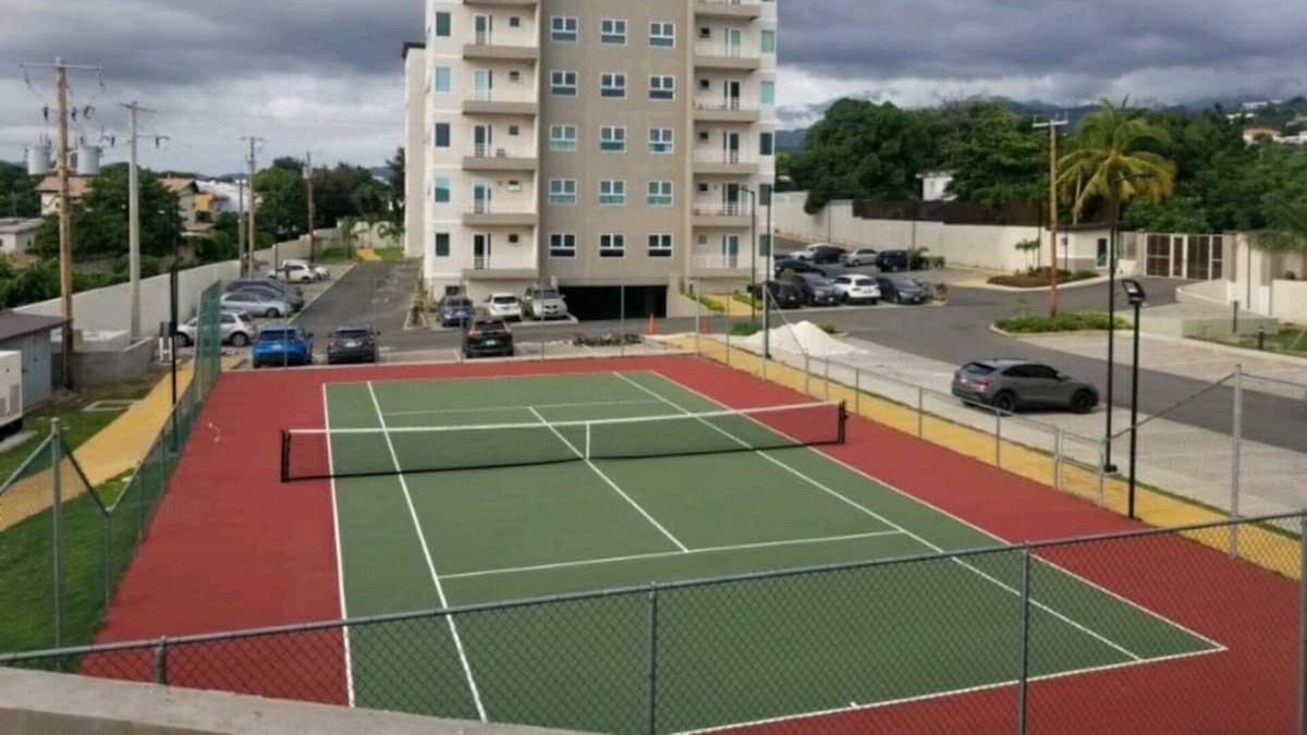 New Kingston Apartment | Lovely 2 BedRoom Apartment Central to Everything you need
