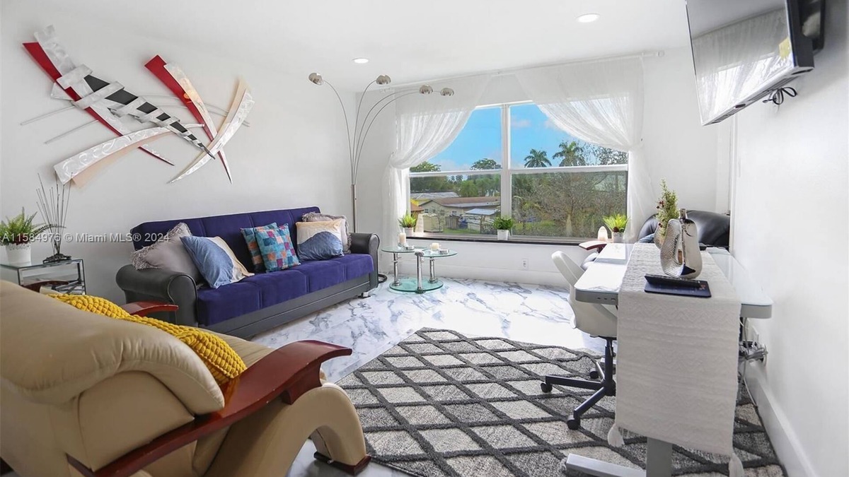 Margate Condo | Lovely 2-bedroom condo in Margate with WiFi, AC