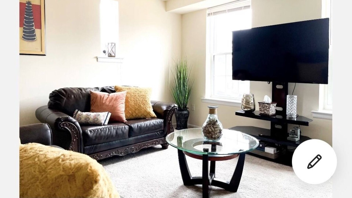 Bensalem Apartment | LOVELY- 2 bedroom NEAR parx casino