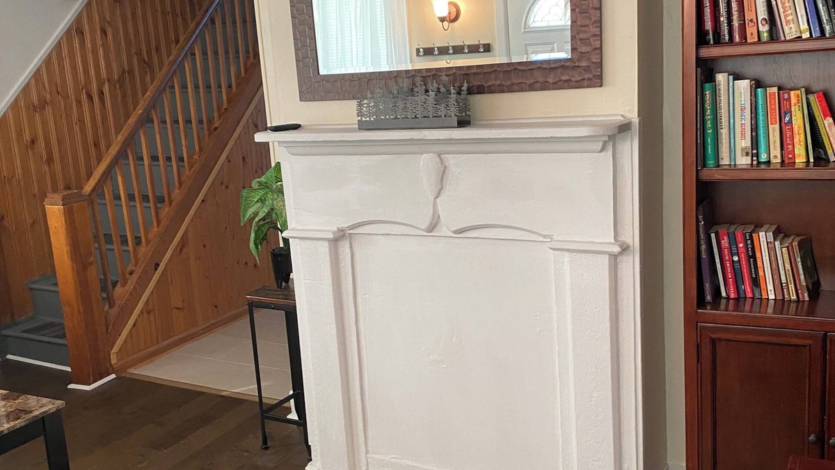 Long Branch Apartment | Lovely 2 Bedroom Unit in Long Branch, close to the beach, and NJ Transit.