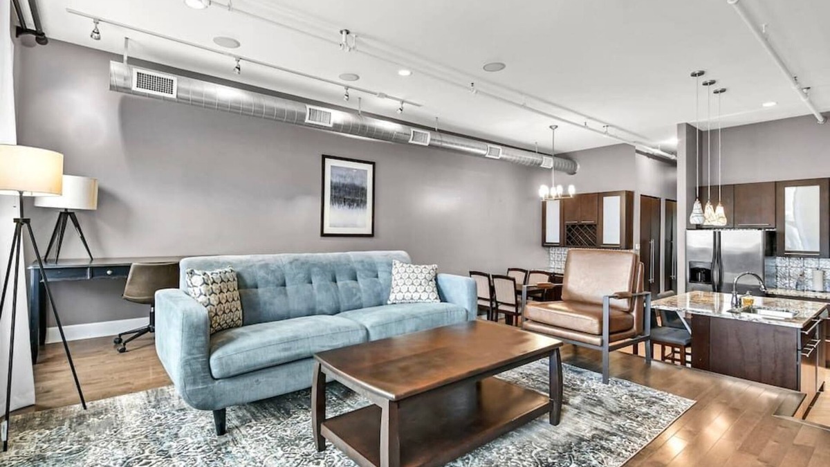 Downtown Springfield Apartment | Lovely 2-Bedroom Unit in Springfriend