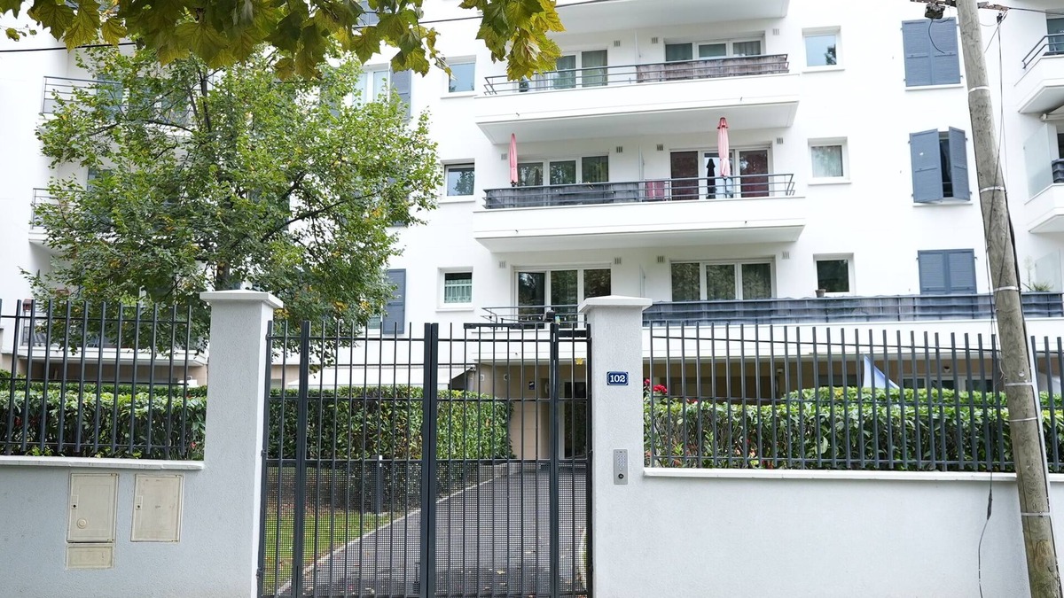 Rosny-sous-Bois Apartment | Lovely 2-room apartment near Paris. Spacious. RER E, line 11. A3 and 86.