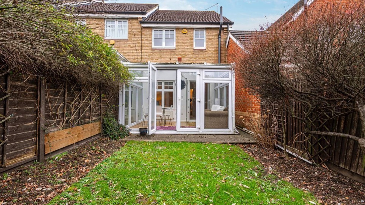 Hale Apartment | Lovely 2bed house
