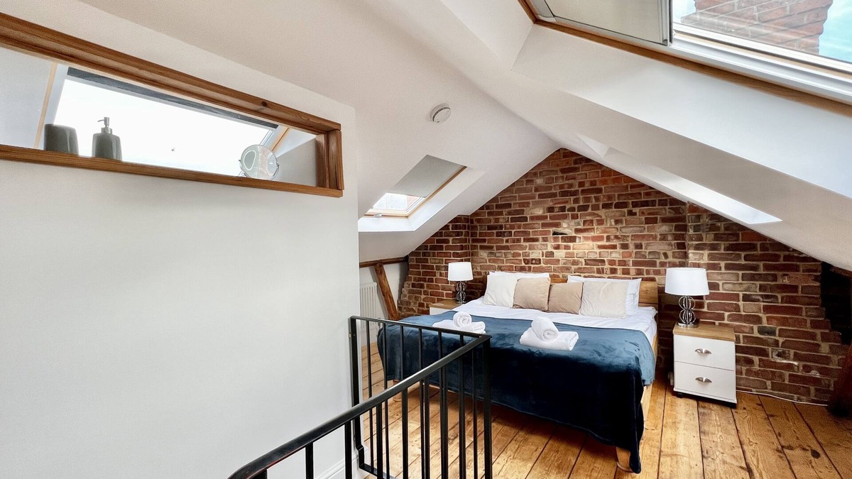 Lincoln House | Lovely 3 bed house in the Cathedral Quarter
