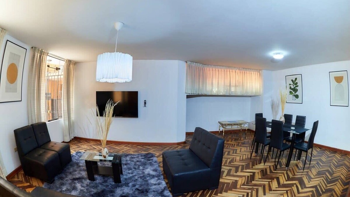 Historical Center Apartment | Lovely 3 BR Apartment in the heart of downtown Arequipa for 6 pax
