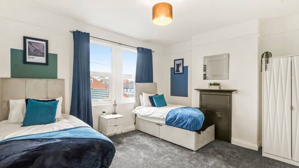 Pontefract House | Lovely 4 Bed House in Yorkshire - Football Table