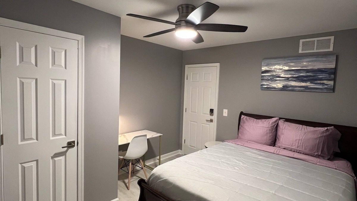 Camden House | Lovely 4-bedroom home in Camden with AC, WiFi. Enjoy your stay