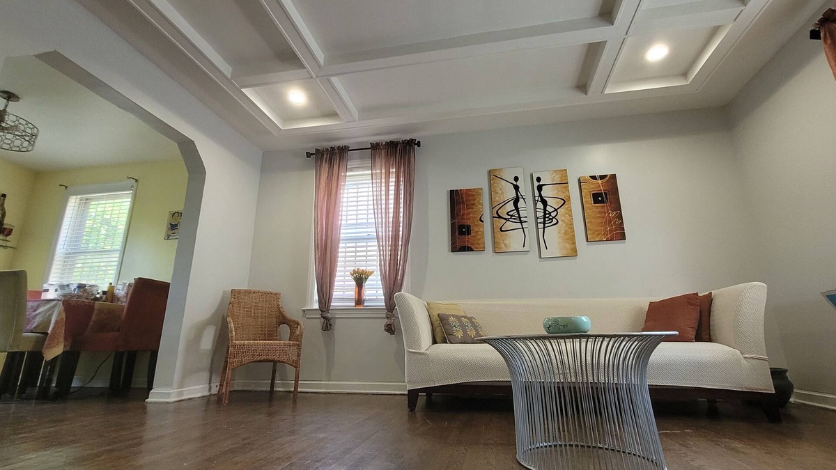 Southeast House | Lovely 4Bed/2Bath House, Quiet But Near EVERYthing!