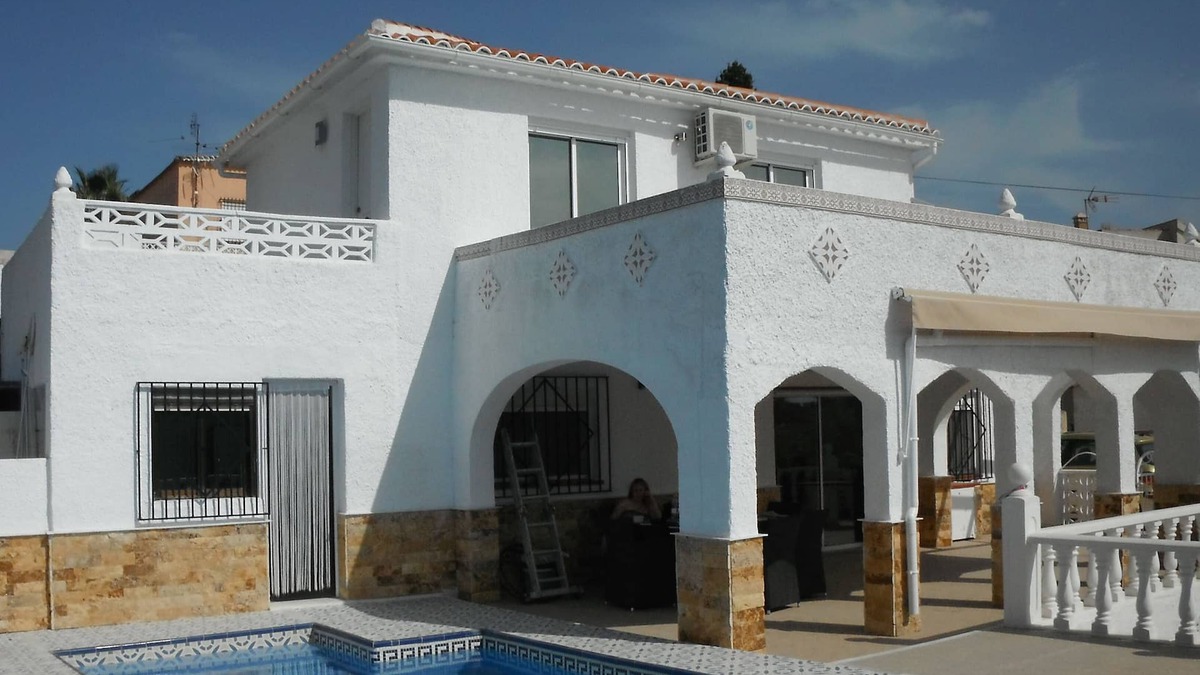 San Fulgencio Villa | Lovely air con family villa, Private pool only 30 minutes from Alicante airport