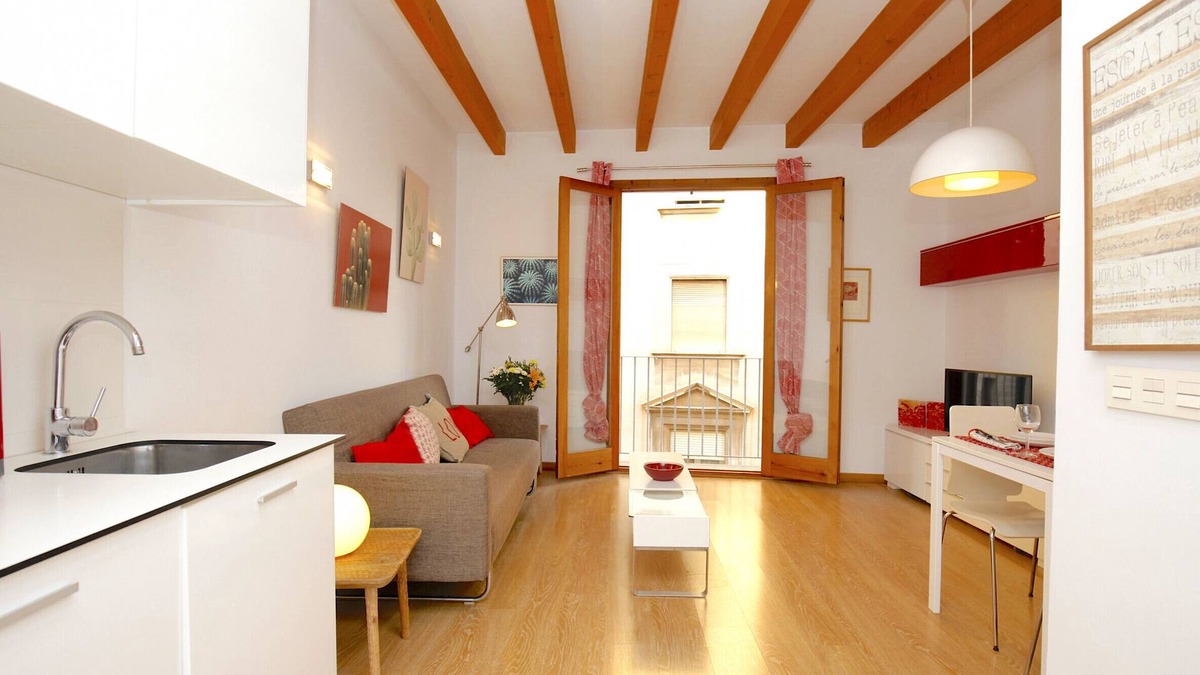 La Missio Apartment | Lovely and Central Apartment in Palma, Wifi, AC, Balcony, Fully Equipped & Cozy