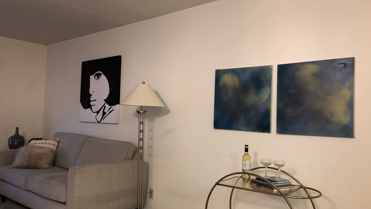Nob Hill Apartment | Lovely and Spacious 2 Bedroom Parking included