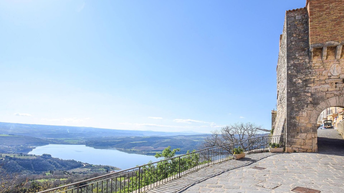 Civitella Del Lago Apartment | Lovely apartment in Civitella del Lago
