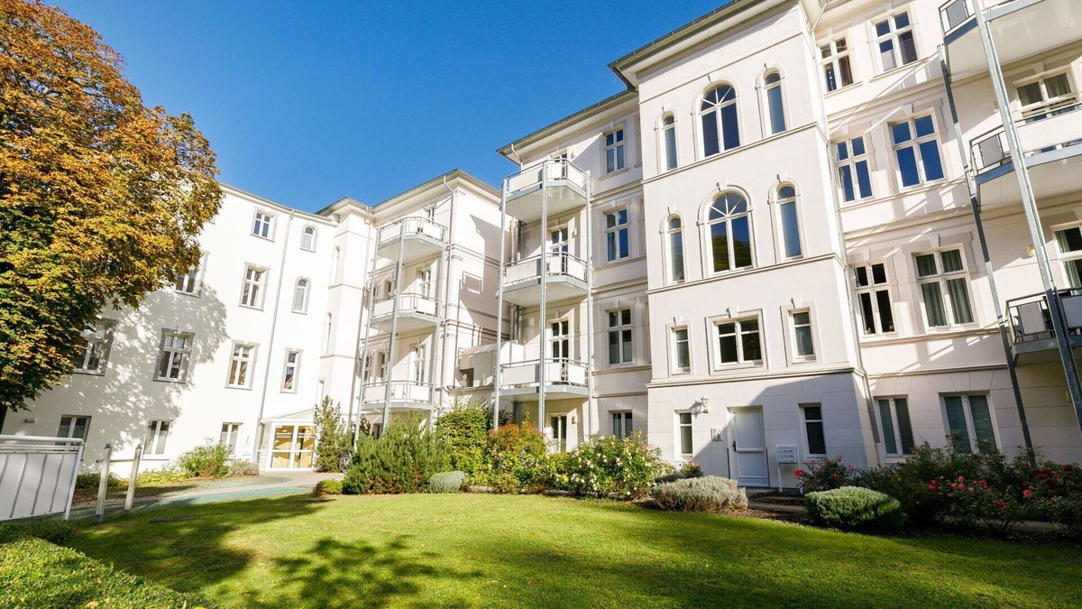 Ostvorpommern Apartment | Lovely apartment for 2 guests with WIFI, TV, balcony, pets allowed and parking