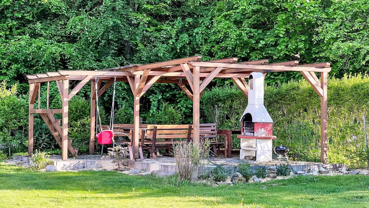 Svoboda nad Upou Apartment | Lovely apartment for 3 people with WIFI, TV and patio