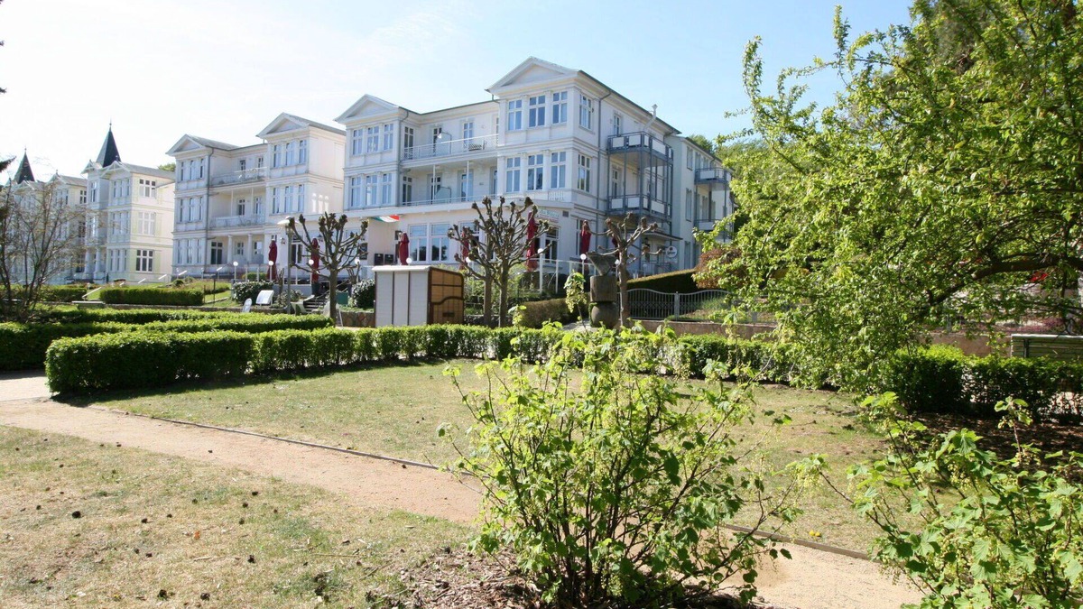Ostvorpommern Apartment | Lovely apartment for 3 people with WIFI, TV, balcony and parking