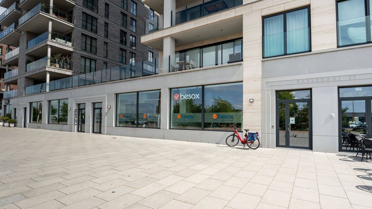 Ostend Apartment | Lovely apartment for 4 guests with WIFI, TV and balcony