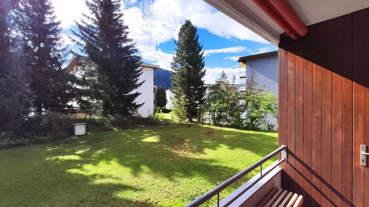 Davos-Dorf Apartment | Lovely apartment for 4 guests with WIFI, TV, balcony and pets allowed
