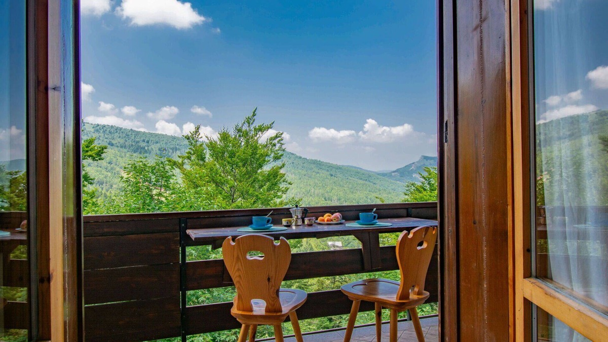 Abetone Apartment | Lovely apartment for 4 people with WIFI, TV, terrace, pets allowed and parking