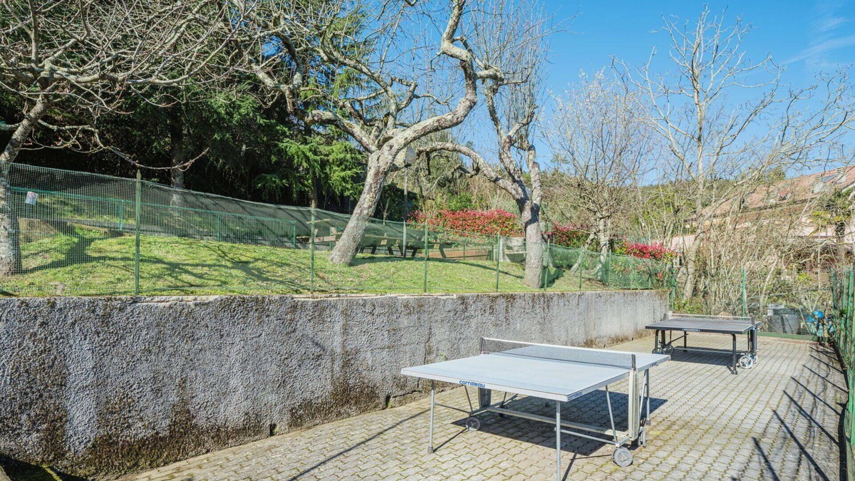 Pignone Apartment | Lovely apartment for 4 people with WIFI, pool, TV, terrace and parking