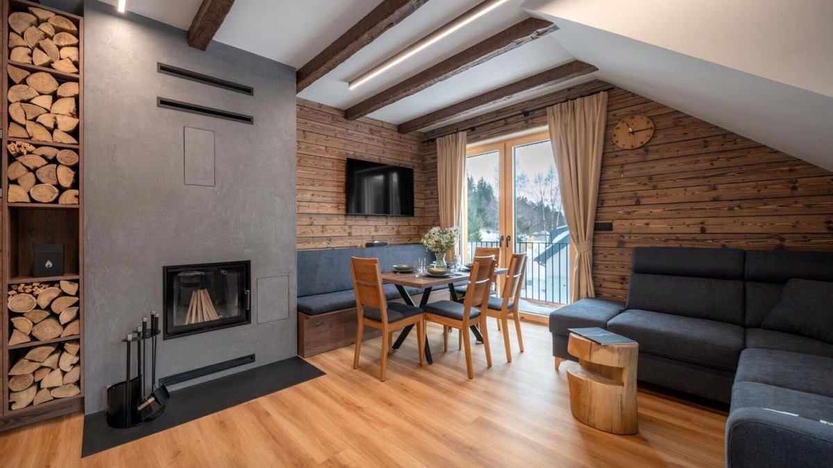 Dolni Morava Apartment | Lovely apartment for 6 guests with WIFI, TV, terrace and parking