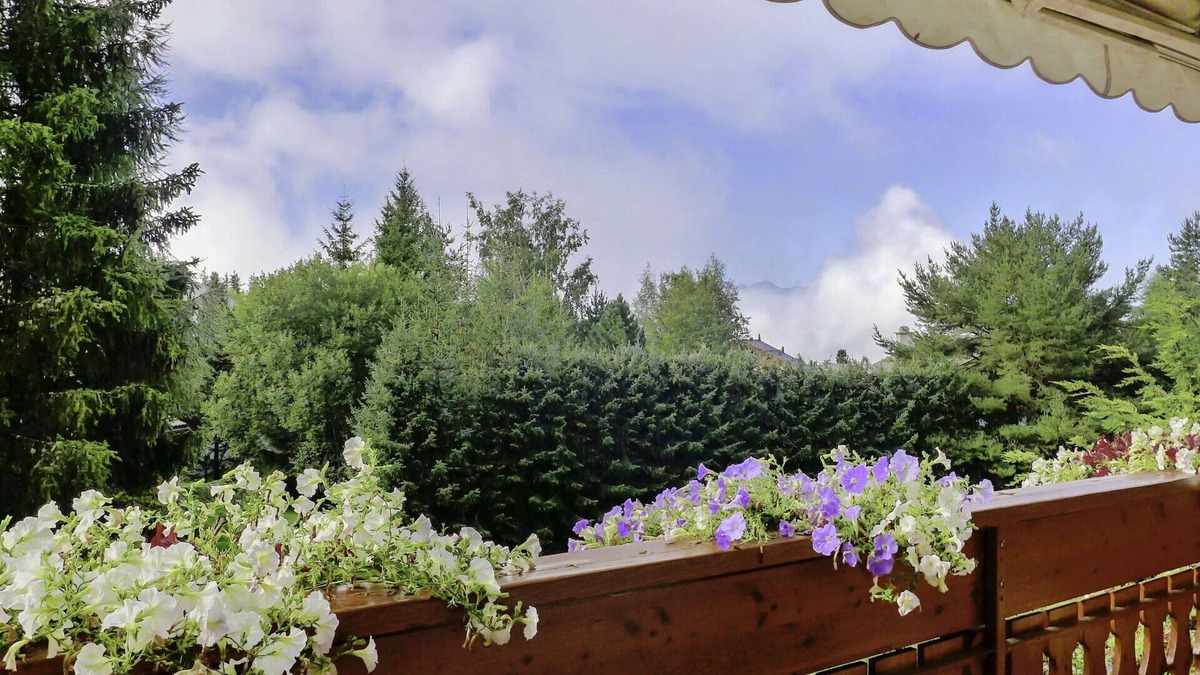 Lens Apartment | Lovely apartment for 6 people with WIFI, TV, balcony and pets allowed