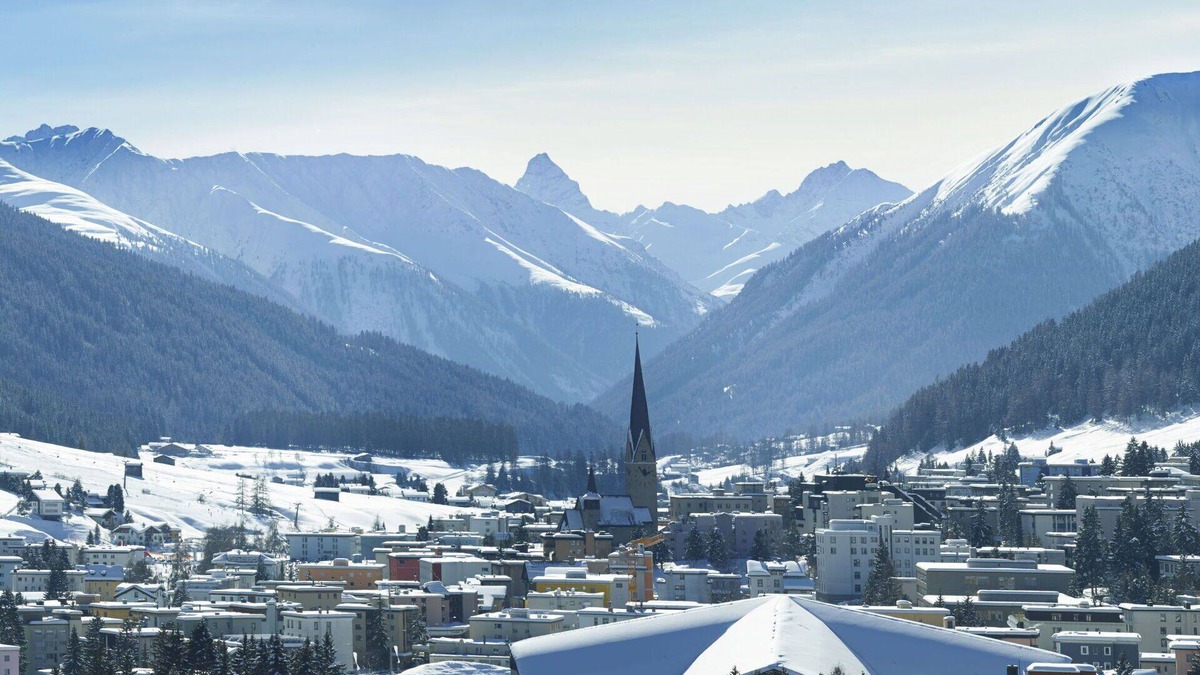 Davos-Dorf Apartment | Lovely apartment for 6 people with WIFI, TV, patio, panoramic view and parking