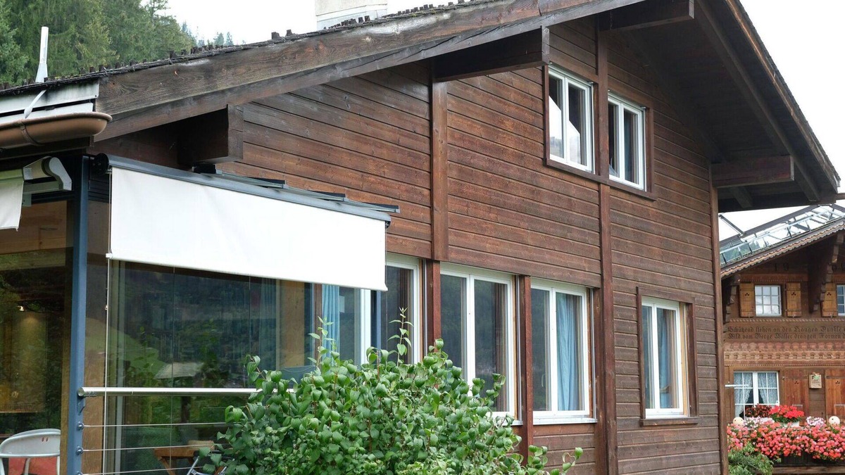 Zweisimmen Apartment | Lovely apartment for 4 guests with WIFI, balcony and pets allowed